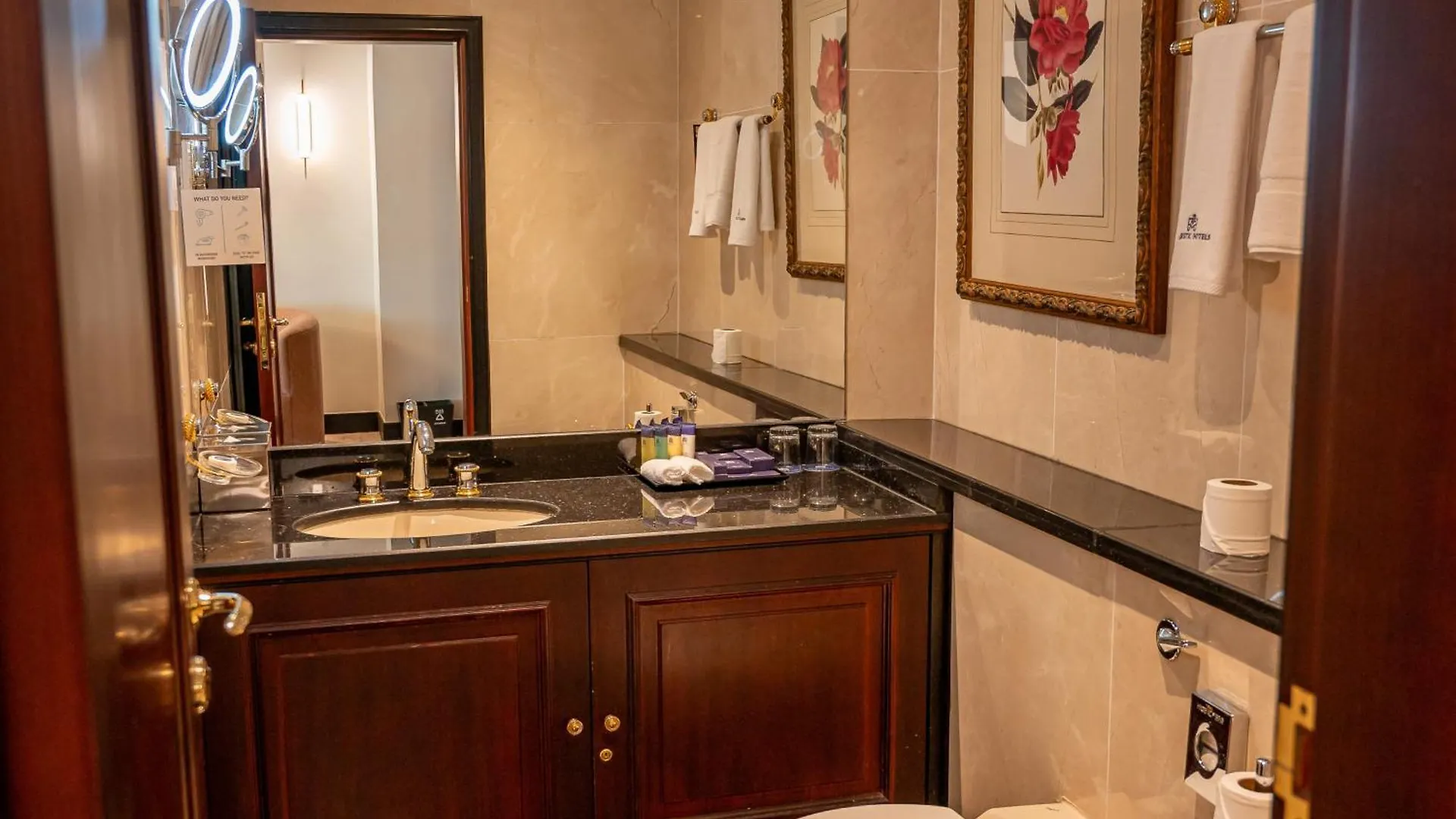 Majestic Cove Hotel - Formerly Le Meridien Fairway Dubai