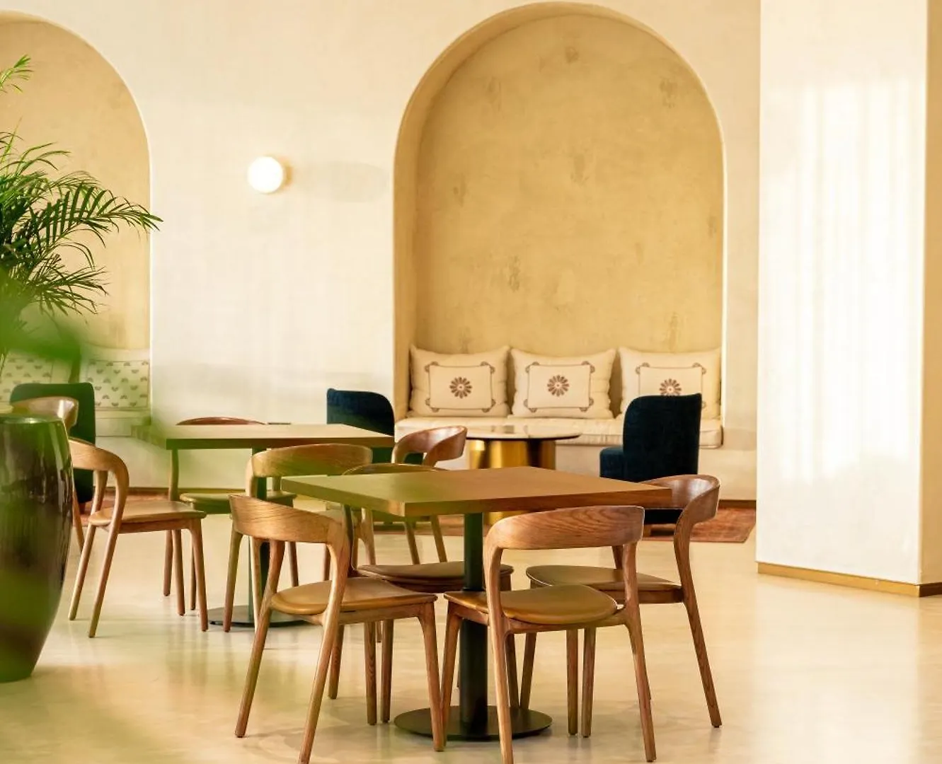 ****  Majestic Cove Hotel - Formerly Le Meridien Fairway Dubai United Arab Emirates